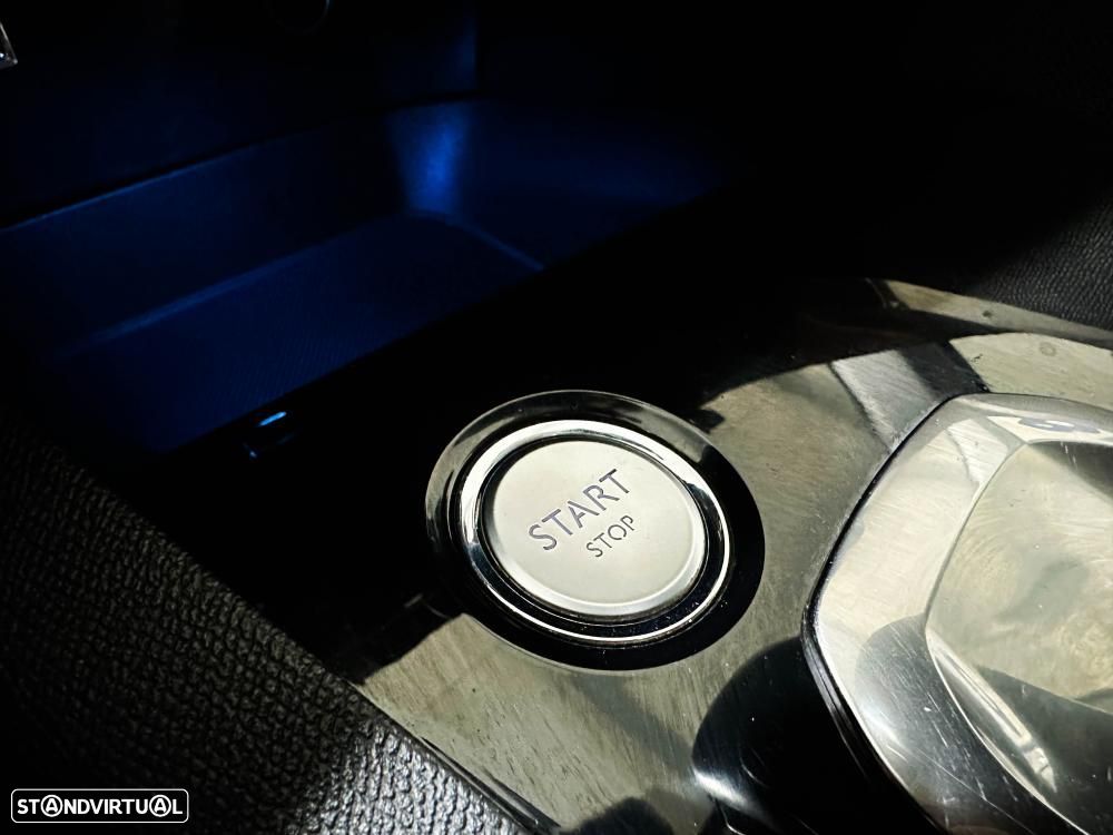 Peugeot 3008 1.6 BlueHDi Crossway EAT6 - 40