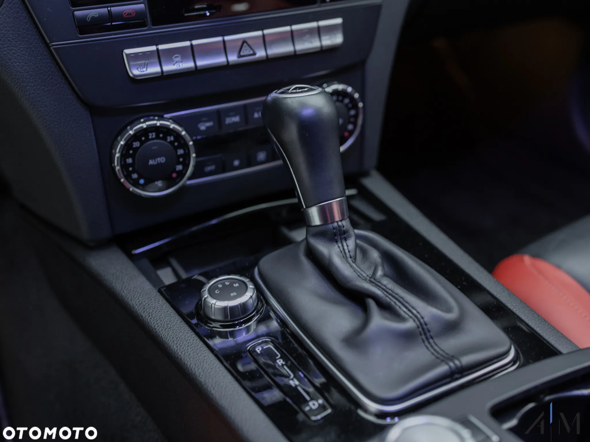 Mercedes-Benz Klasa C 63 AMG Coupe AMG SPEEDSHIFT MCT AMG Performance Package - 15