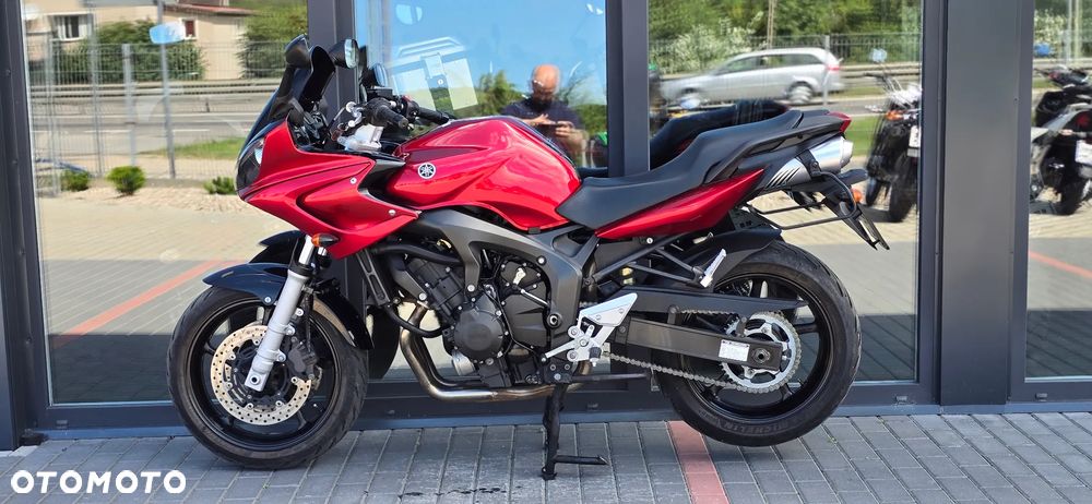 Yamaha FZ6 - 24