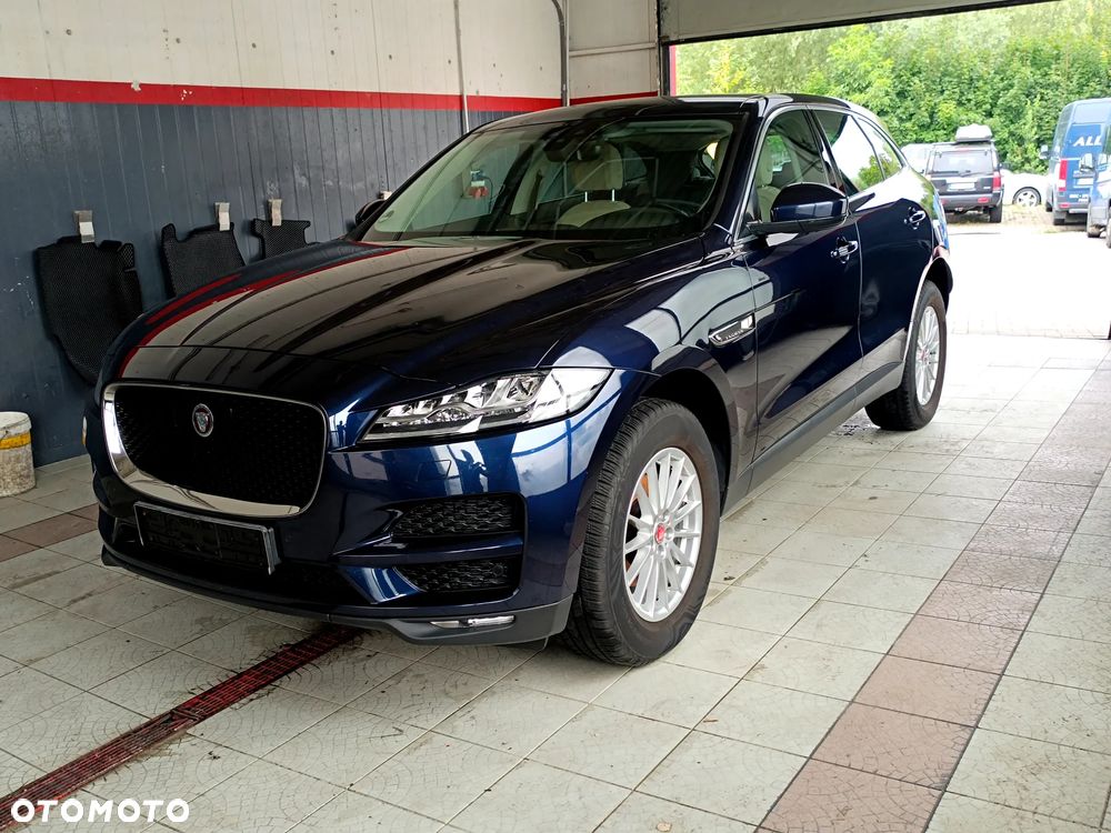 Jaguar F-Pace 2.0 i4D AWD Prestige - 2