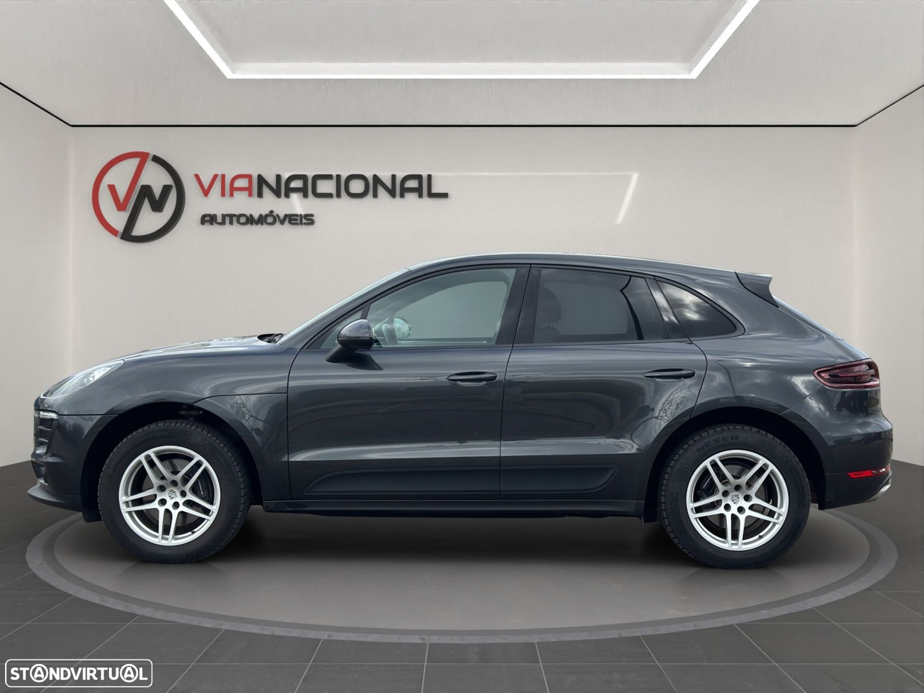 Porsche Macan - 4