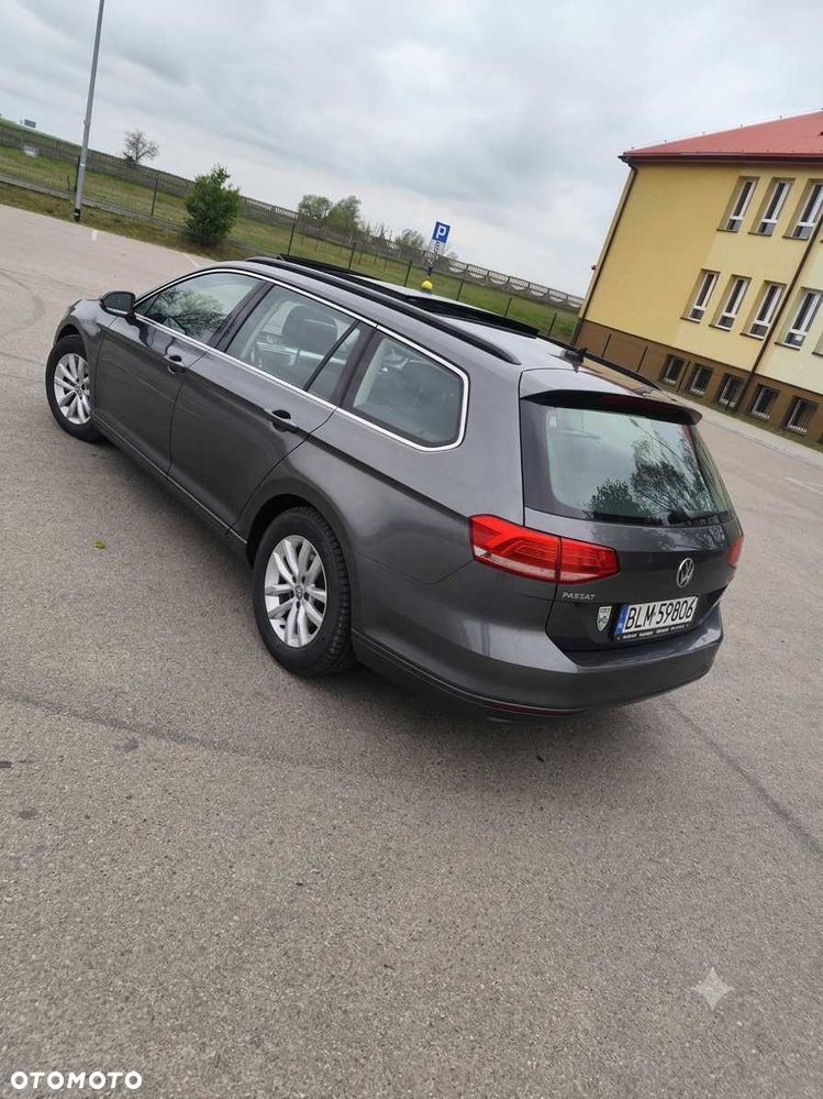 Volkswagen Passat - 5