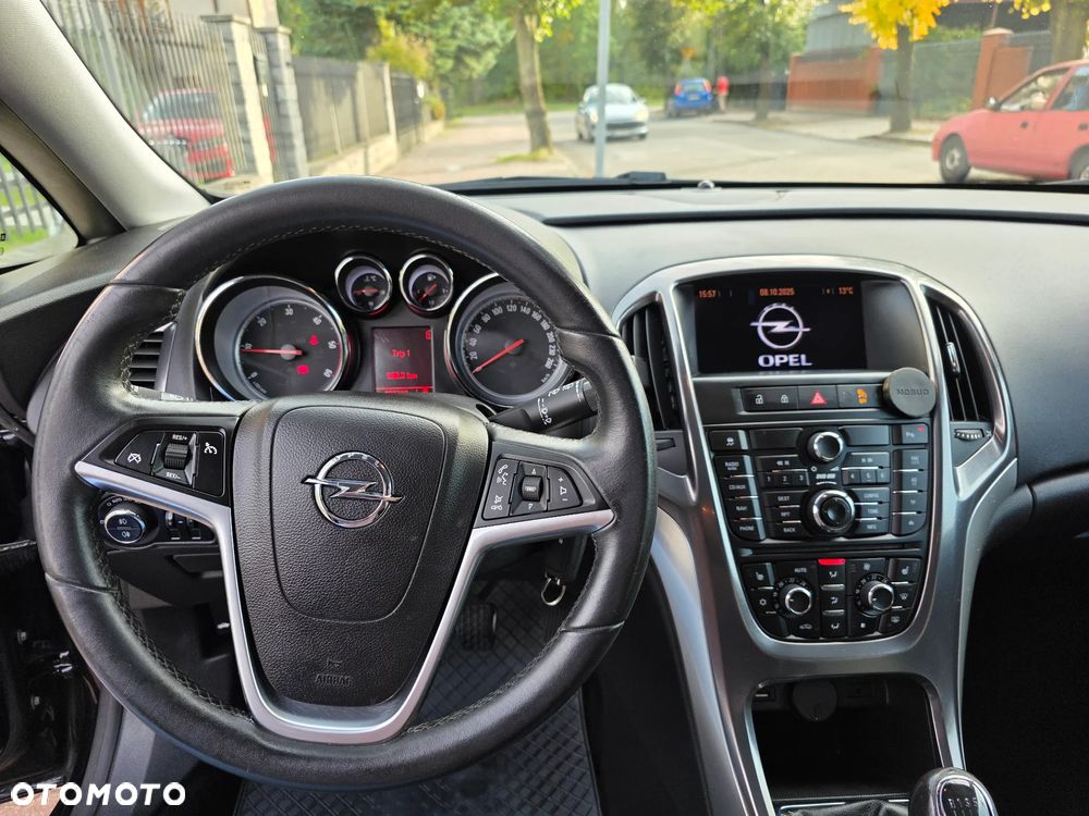 Opel Astra 2.0 CDTI DPF Cosmo - 16