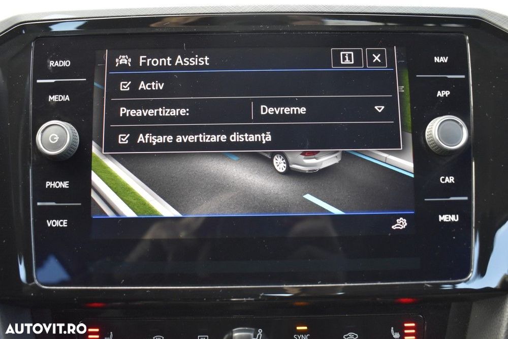 Volkswagen Passat 2.0 TDI DSG Comfortline - 19