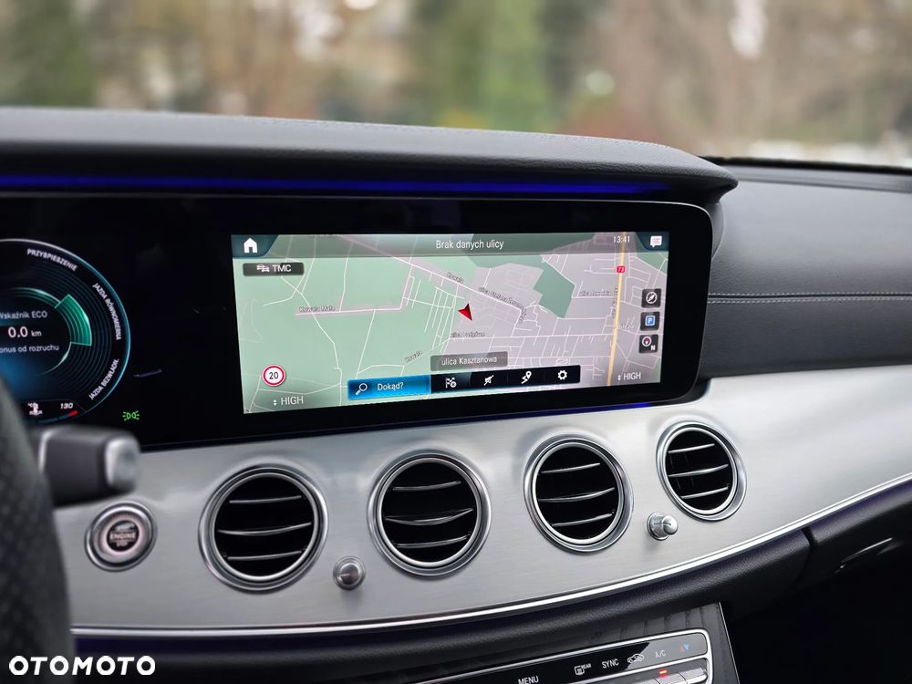 Mercedes-Benz Klasa E - 25