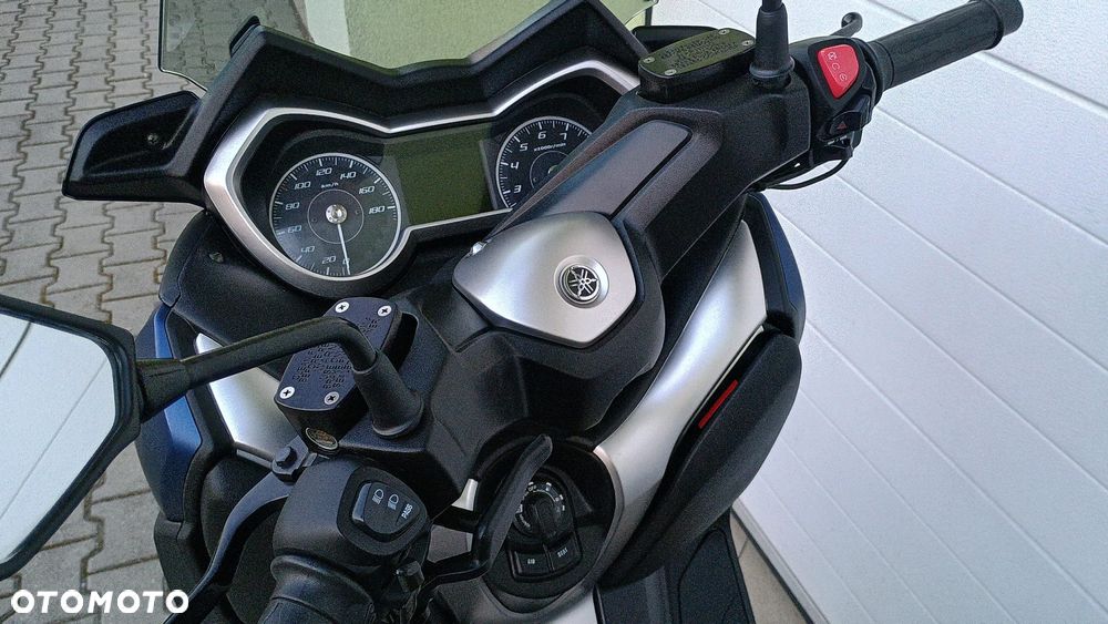 Yamaha X-max - 11