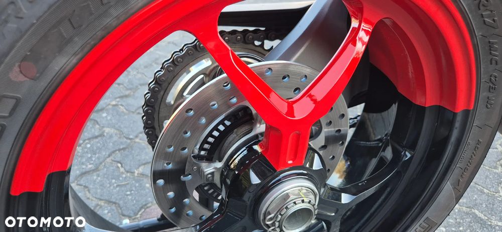 Ducati Hypermotard - 24