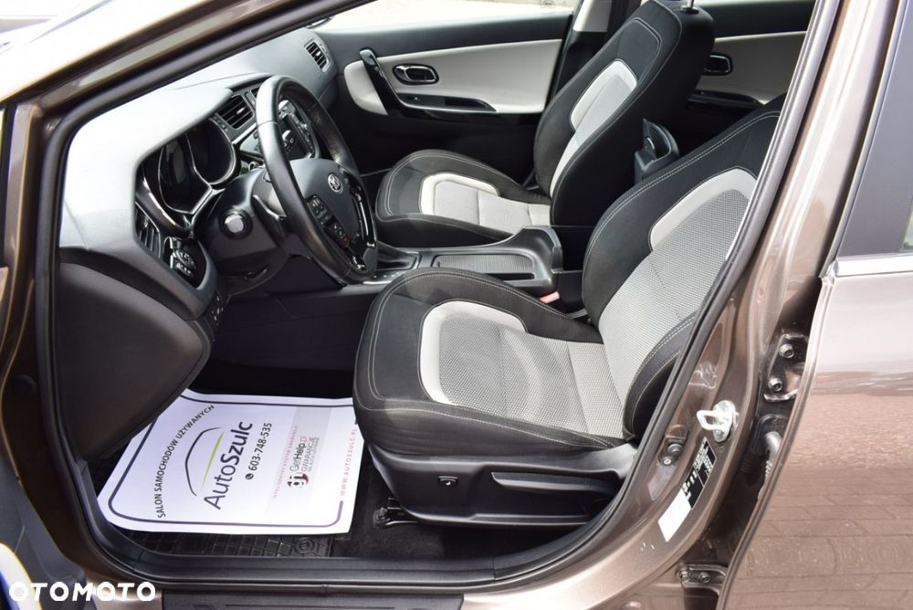Kia Ceed - 22