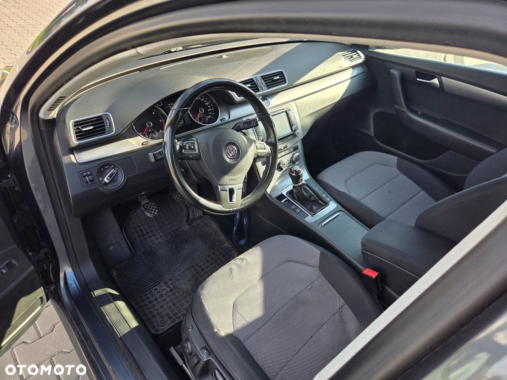 Volkswagen Passat 1.6 TDI BlueMotion - 3
