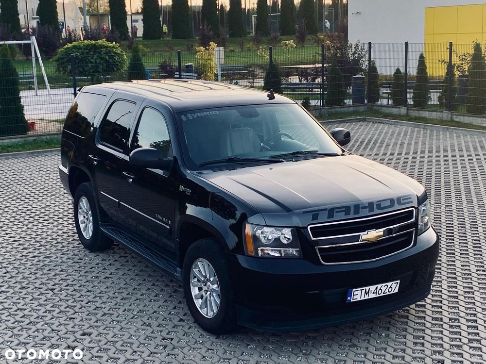 Chevrolet Tahoe - 12