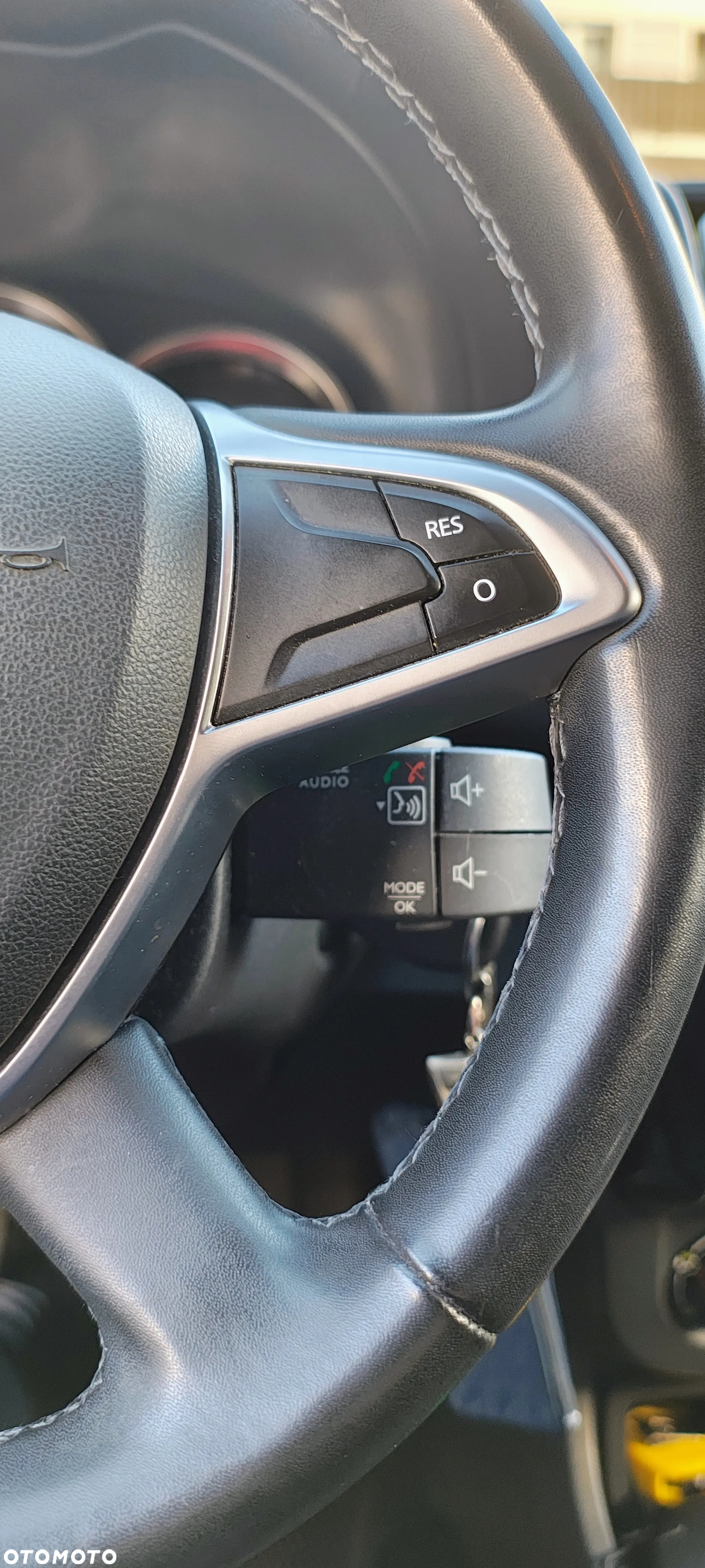 Dacia Duster 1.6 SCe Outdoor S&S - 10