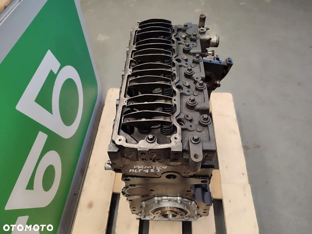 Słupek silnika Deutz TCD 3.6 - 8