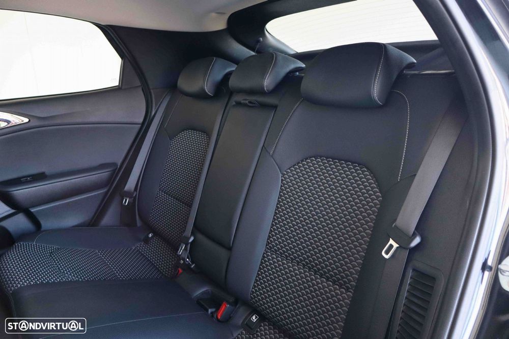 Kia XCeed 1.6 GDi PHEV Drive - 19