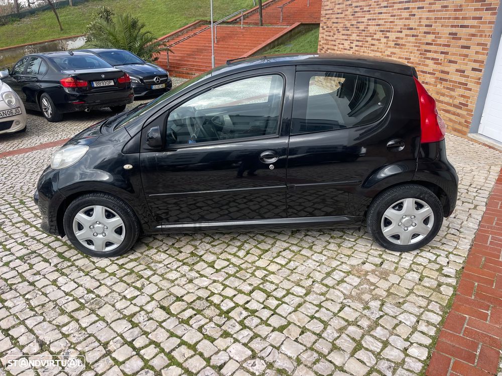 Peugeot 107 1.0 Trendy - 4