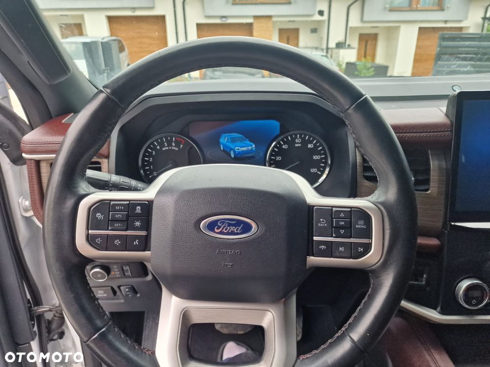 Ford Expedition - 12