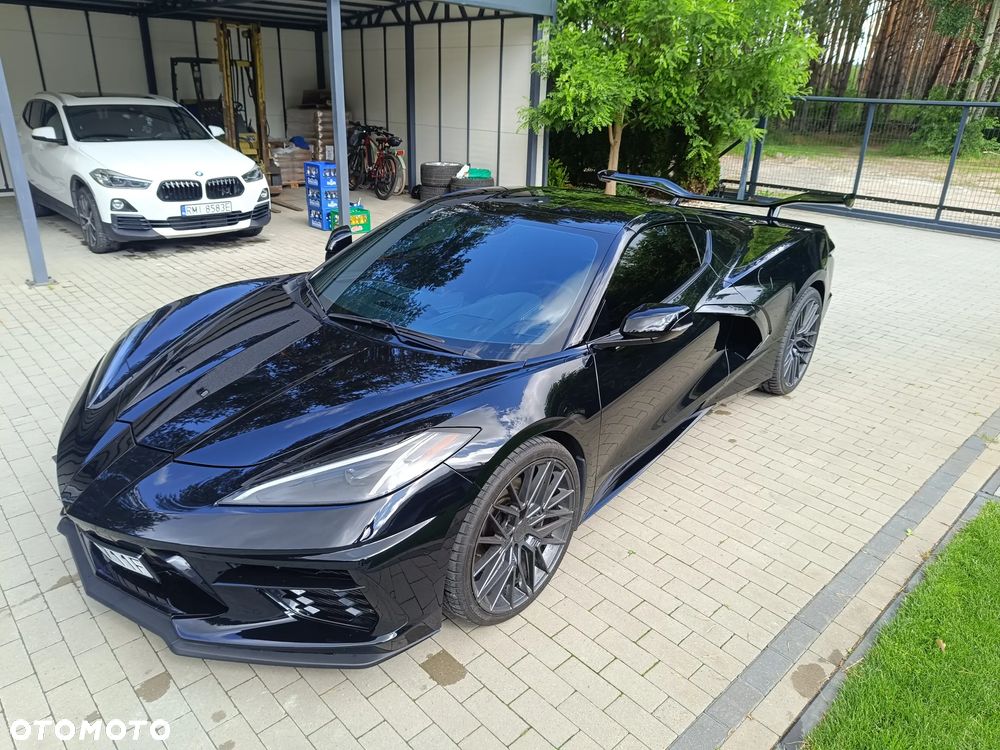 Chevrolet Corvette - 5