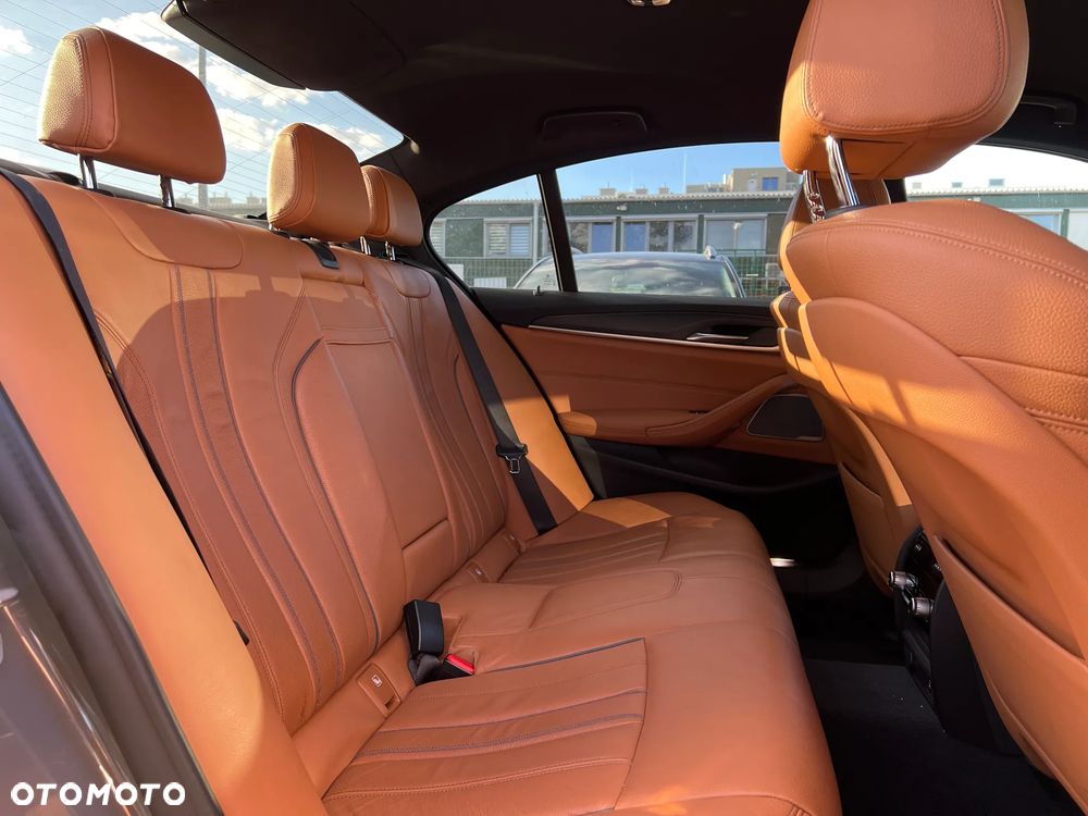BMW Seria 5 - 29