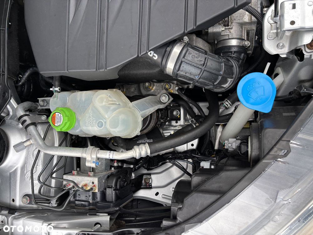 Suzuki Vitara 1.6 DDiS (4x4) Allgrip Comfort - 22
