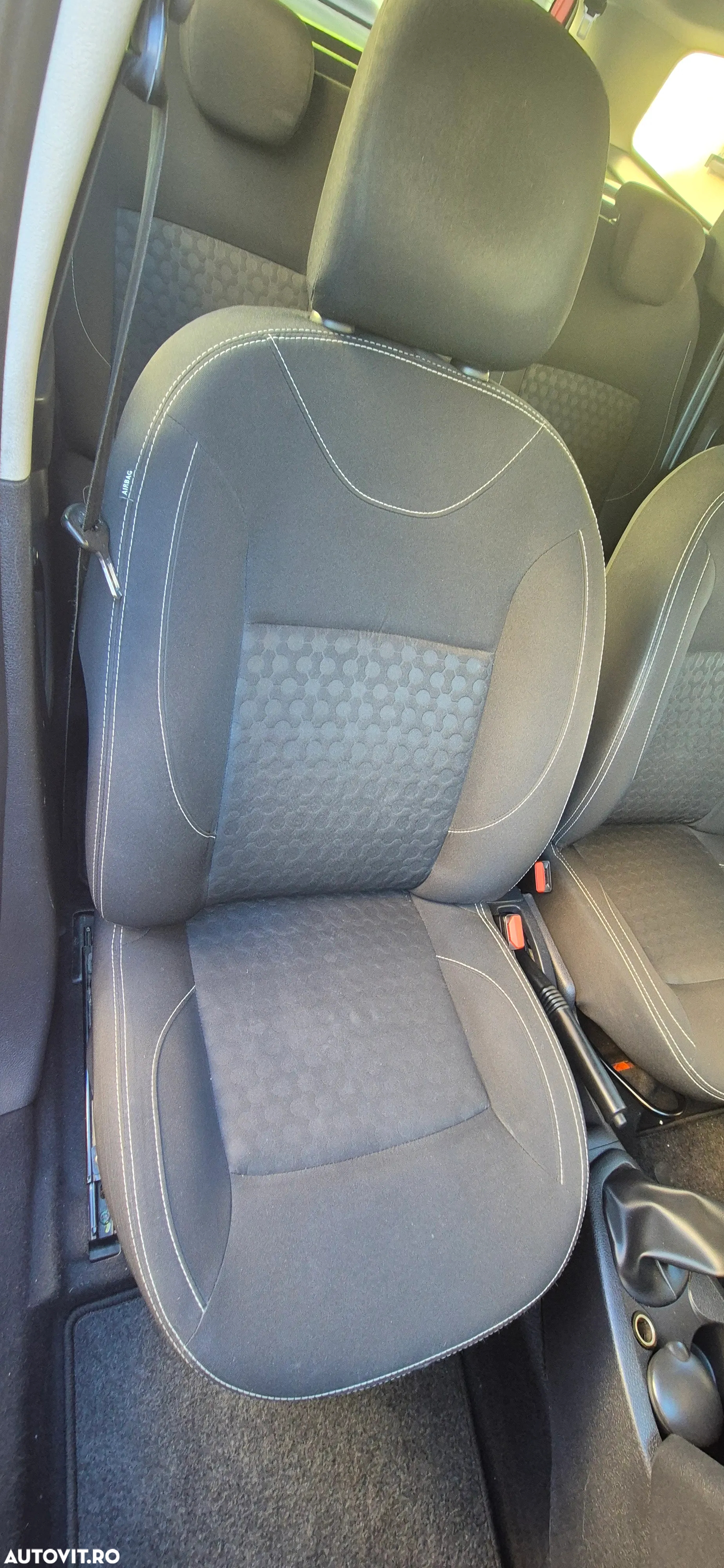 Dacia Logan MCV 0.9 TCe Laureate - 11