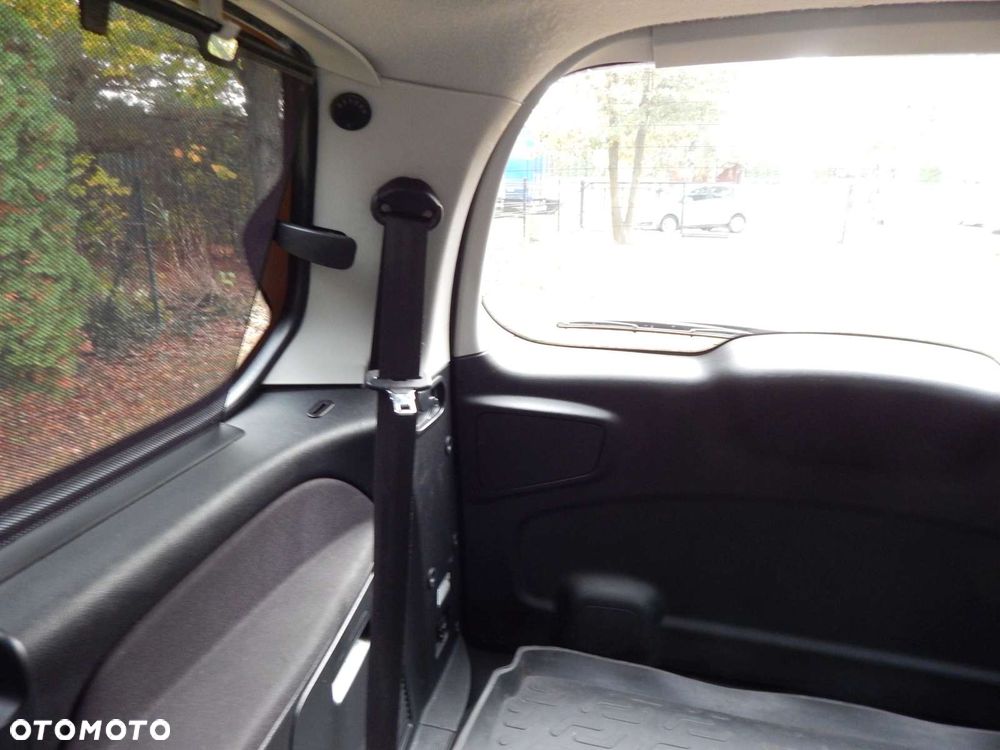 Ford Galaxy 1.6 EcoBoost Start/Stop Business Edition - 27