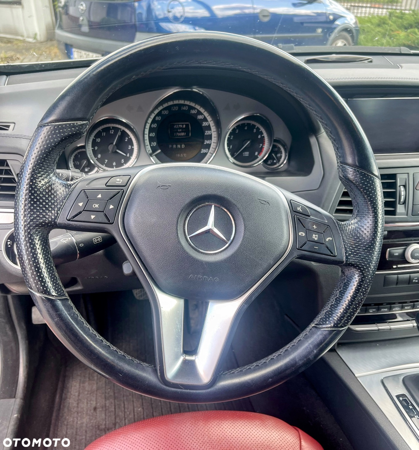 Mercedes-Benz Klasa E 250 CGI BlueEffICIENCY - 11