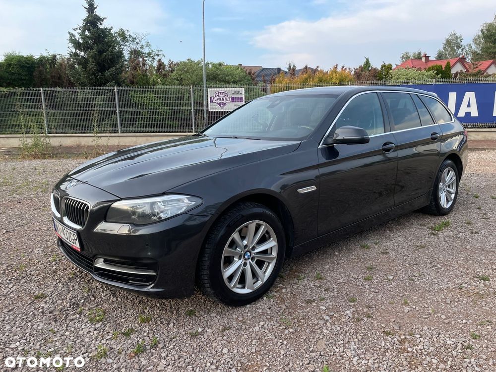 BMW Seria 5 520d Sport-Aut - 2