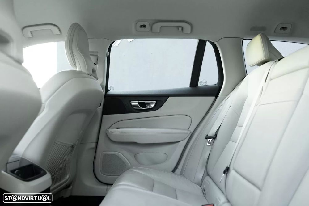 Volvo V60 2.0 T6 AWD TE Inscription Expression - 19