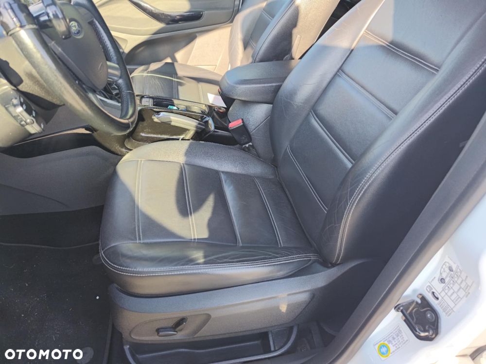 Ford Kuga 2.0 TDCi 4WD Titanium - 18