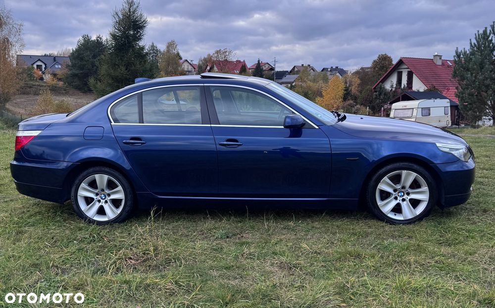 BMW 525I 2008 photo 4