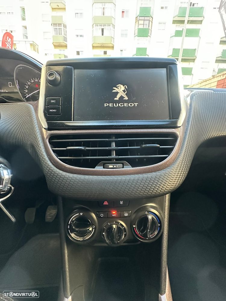 Peugeot 2008 1.4 HDi Active - 12
