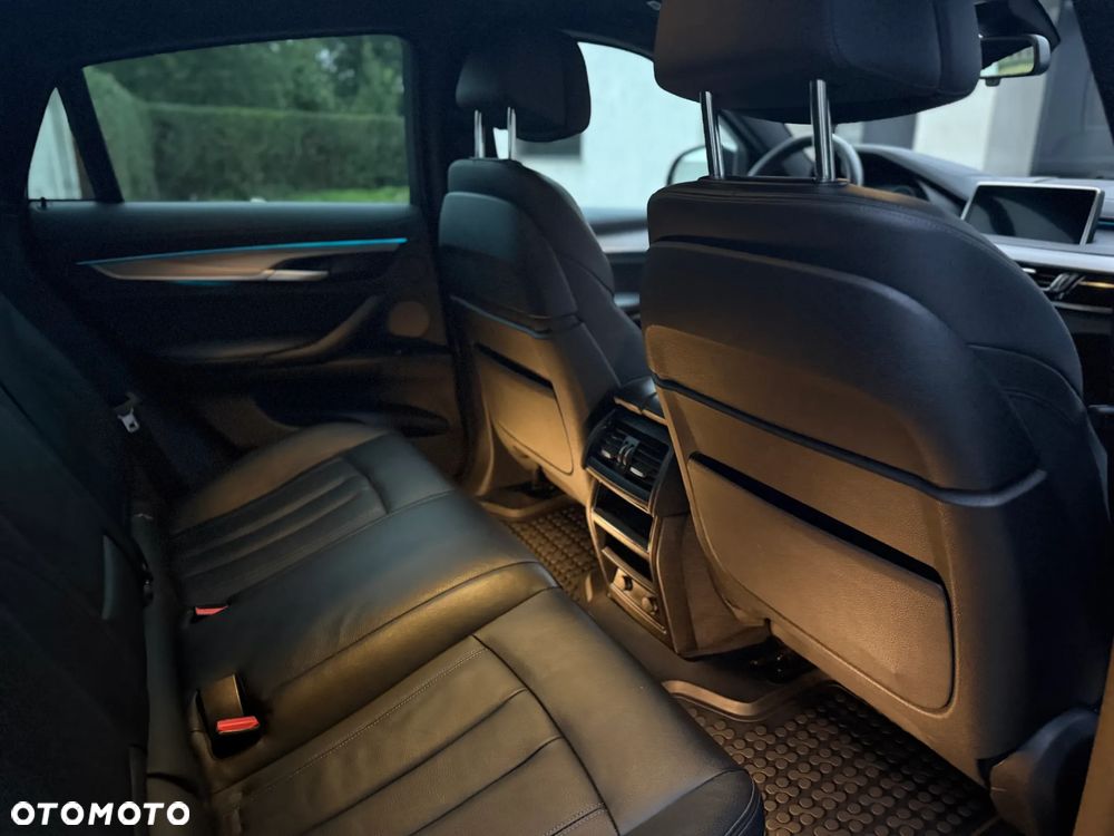 BMW X6 xDrive40d - 8