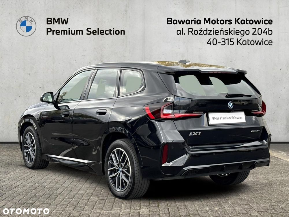 BMW Ix1 2024 photo 3