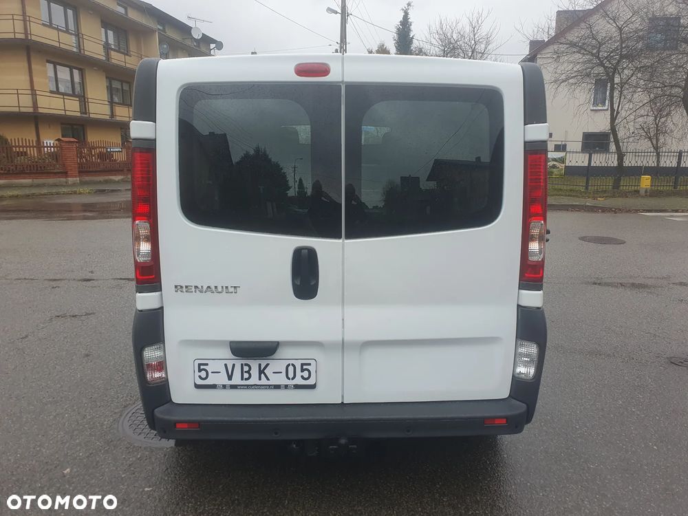 Renault TRAFIC - 10