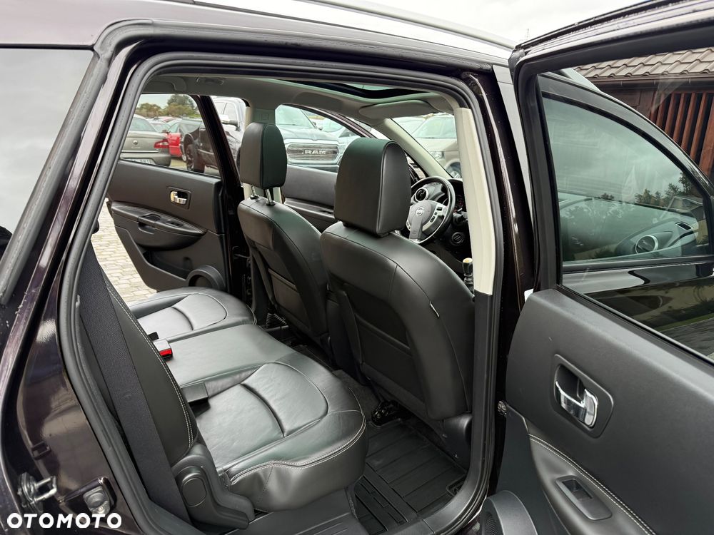 Nissan Qashqai+2 2.0 Tekna - 34