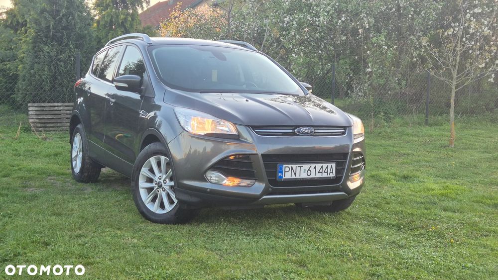 Ford Kuga 2.0 TDCi 2x4 Titanium - 1