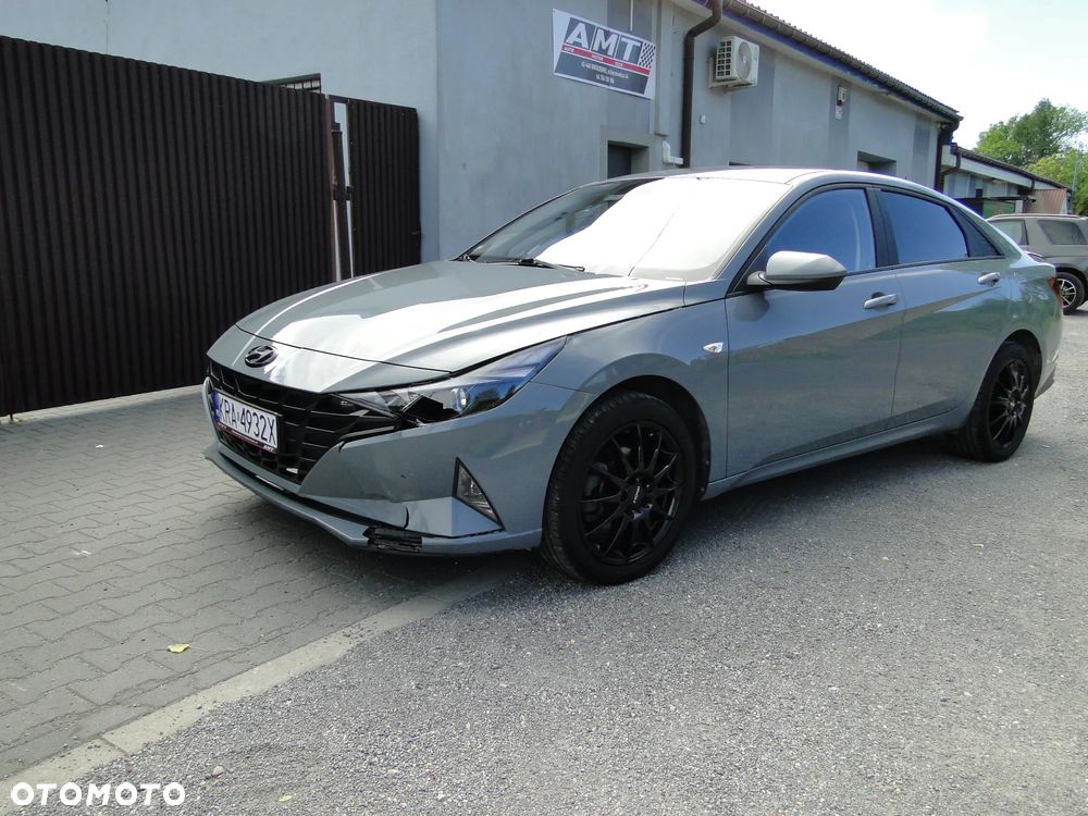 Hyundai Elantra 1.6 Smart CVT - 6