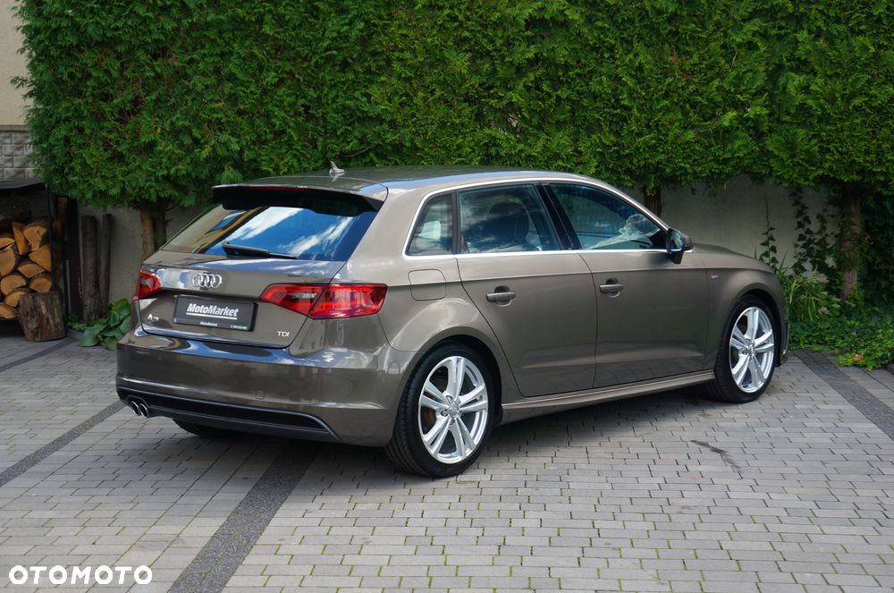 Audi A3 Sportback 2.0 TDI S line Sportpaket - 13