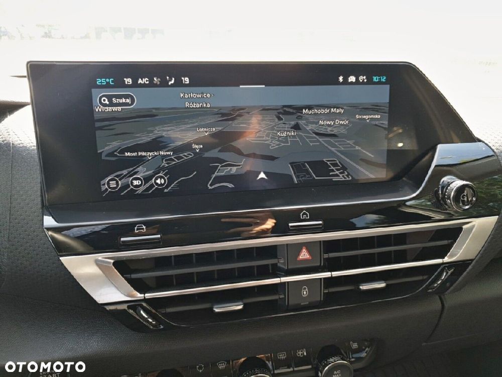 Citroën C4 1.2 PureTech Max S&S EAT8 - 19