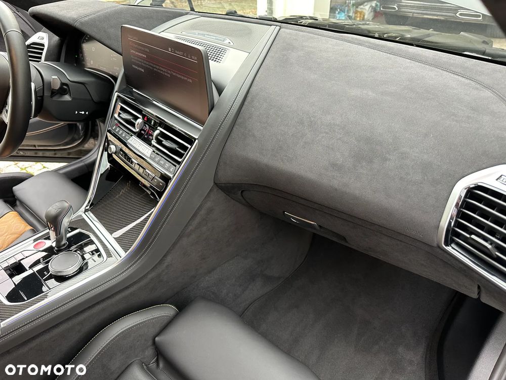 BMW M8 - 27