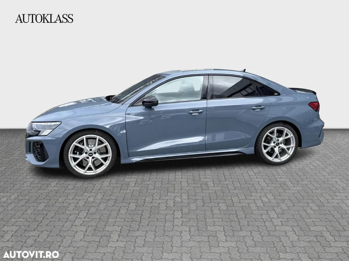 Audi RS3 TFSI quattro S tronic - 5