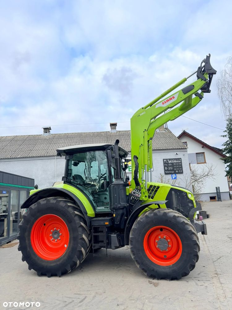 Claas ARION 550 CMATIC