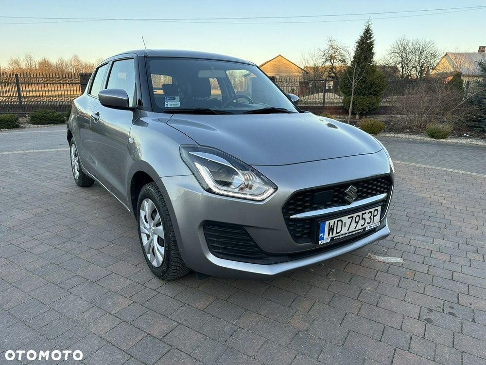 Suzuki Swift - 1