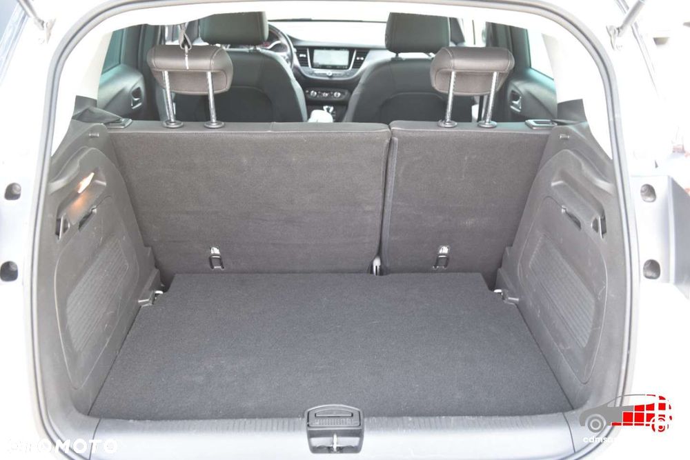Opel Crossland X - 19