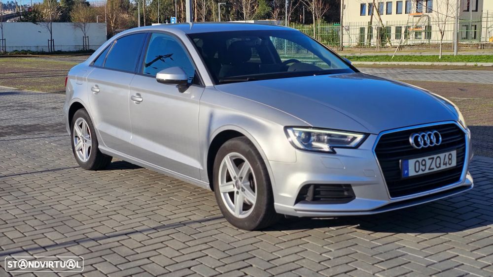 Audi A3 Limousine 30 TDI - 2