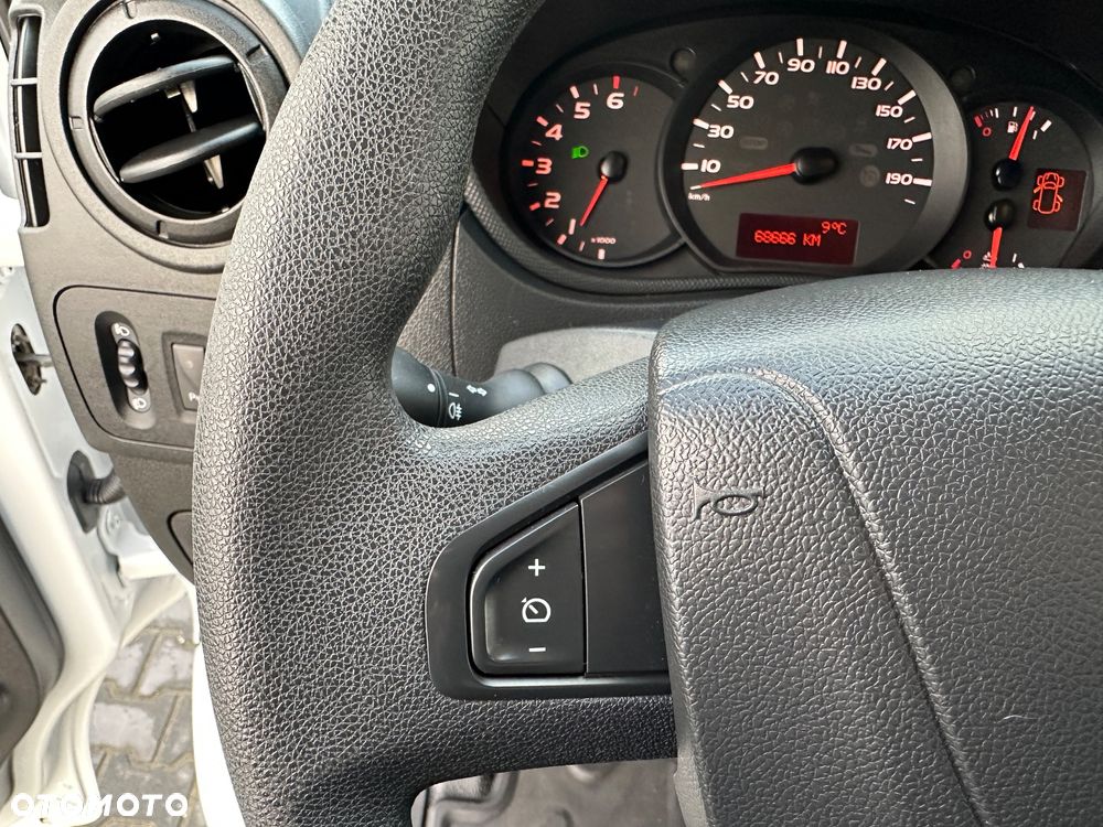 Renault Master L2H2 2.3 DCI Zabudowa Warsztatowa SORTIMO Światłowód FV23% - 33