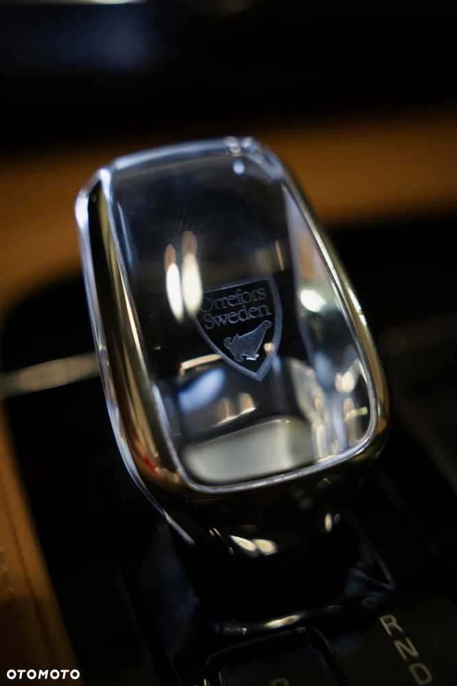 Volvo XC 90 B5 D AWD Plus Dark 7os - 21