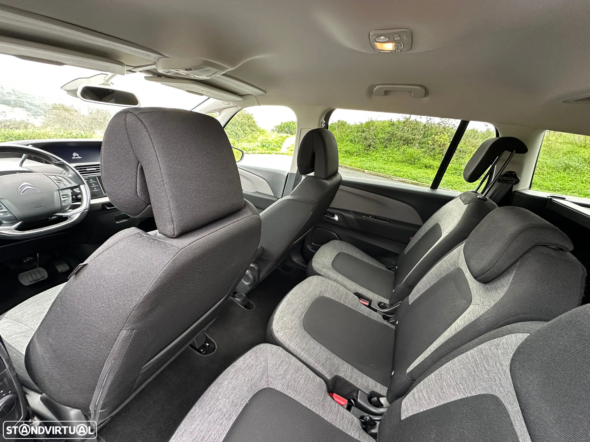 Citroën Grand C4 Spacetourer 1.5 BlueHDi Shine EAT8 - 27