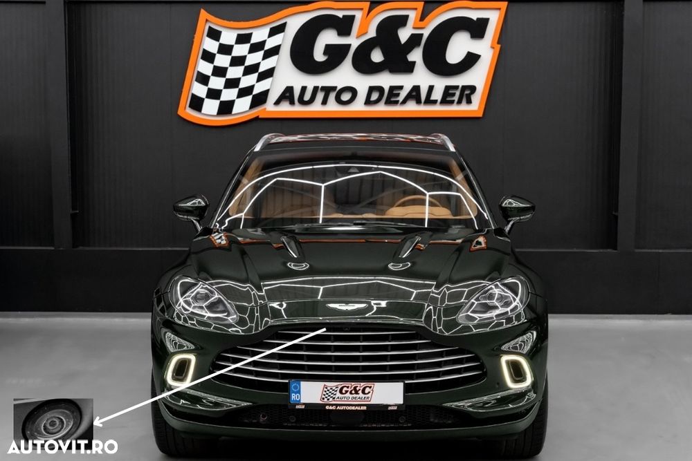 Aston Martin DBX - 3