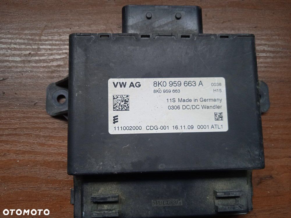 Stabilizator Napięcia VW Passat B6 8K0959663A - 1