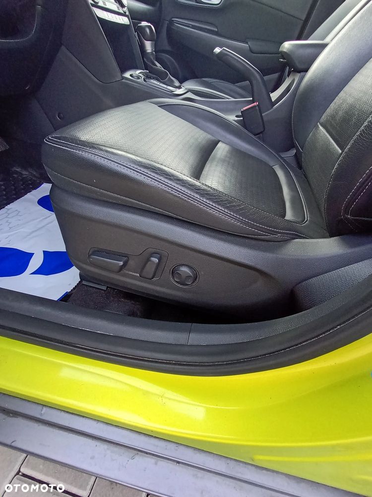 Hyundai Kona 1.6 T-GDI Premium DCT - 22